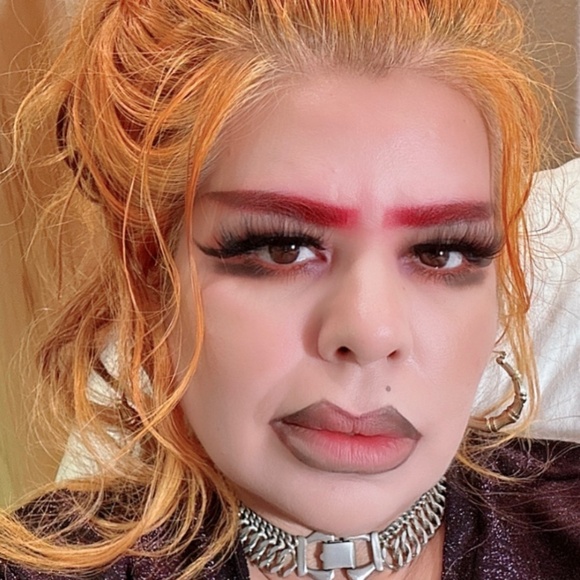 Meet your Posher, Veronica - Picture 5 of 6